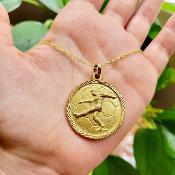Vintage Gold Soccer Football Medallion Necklace - Picture 3 of 8